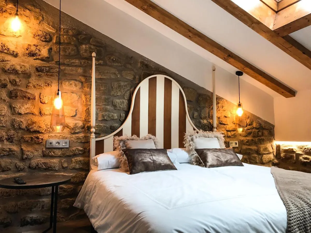 Hostal La Casona de Alútiz&Bodega Samaniego 0*,  España